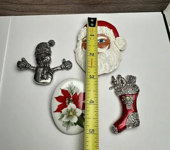 Santa Claus, Poinsettia, Snowman, Stocking Christmas Holiday Brooch Pin Lot Of 4
