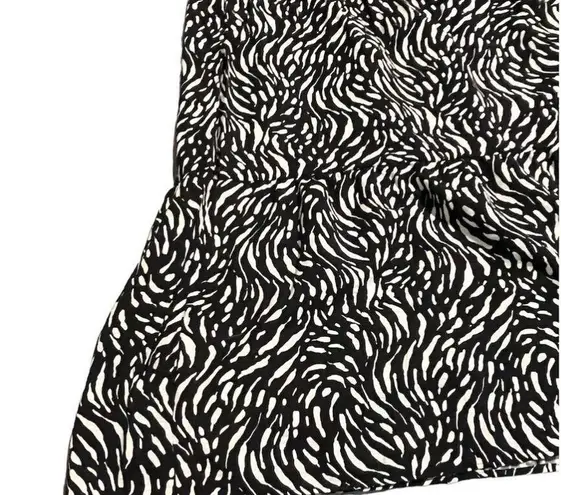 Nine West  Maxi Skirt Women's Size Large Geometric Tiered Black White NEW