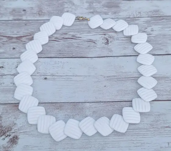 Vintage Necklace Retro White Statement Necklace Statement Piece
