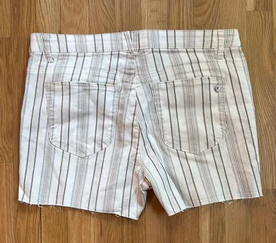 Democracy White and beige Jean Shorts sz 12