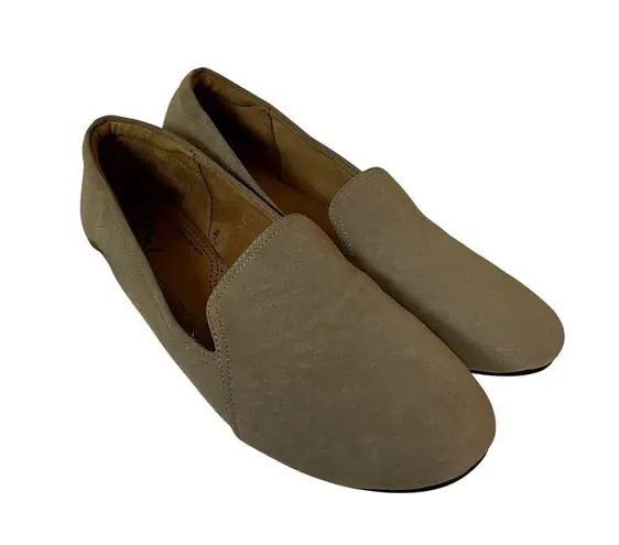 Natural Soul all-thru comfort women's size 9M shoes tan suede slip on flats