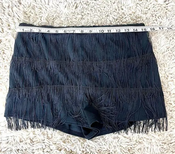 Pretty Little Thing COPY - NWT  tiered fringe shorts sz10