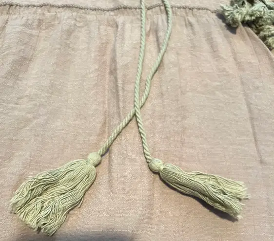 Women’s dress | off the shoulder dress. Size: 2XL Tan Size 12