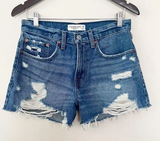 Abercrombie & Fitch  Distressed The Boyfriend Jean Shorts Mid Rise Size 26/2