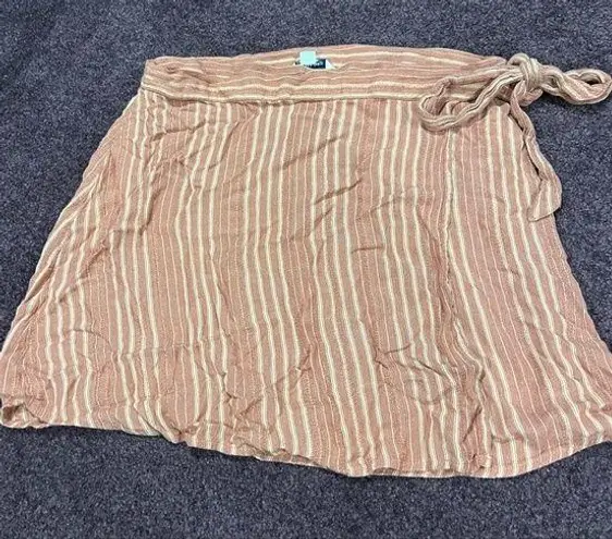 American Eagle  Coral Striped Wrap Skirt Size Large