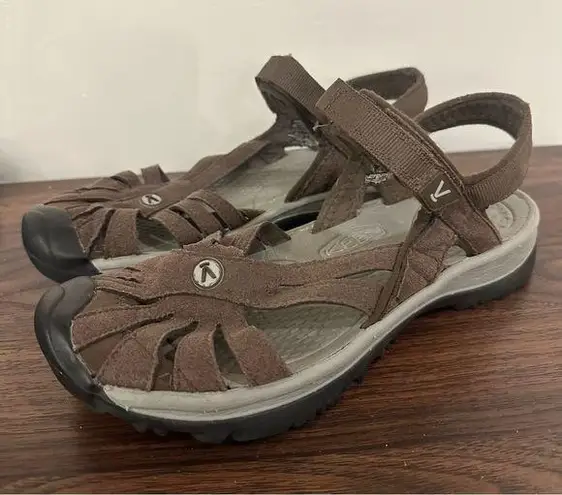 Keen Women’s ‘Rose’ Closed Toe Waterproof Casual Rugged Adventure Sandals Size 9
