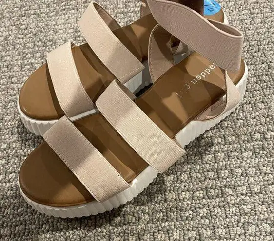 Madden Girl New  Platform Sandals Womens Size 7.5 Beige & White Strappy Ankle