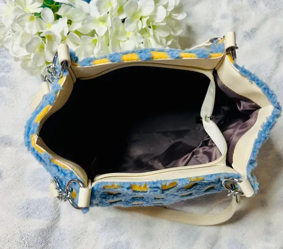 Sherpa Honeycomb Purse Multiple