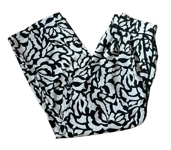 Monteau  Black and White Pull on Dress Pants(Size Medium) - Image 1