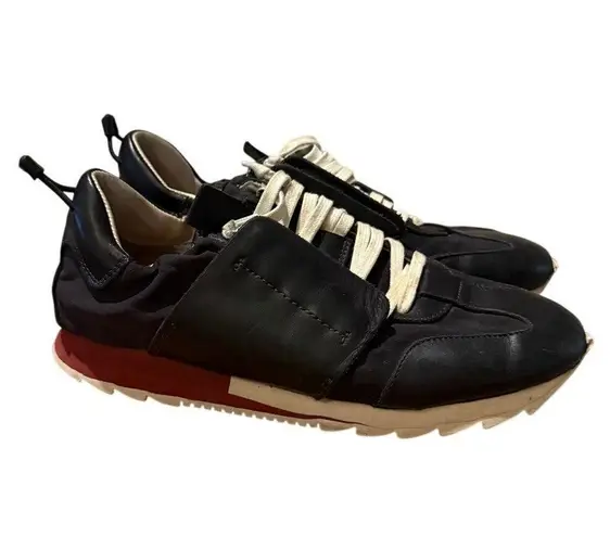 ESSEutESSE Black Leather and Nylon Sneakers – Women’s Size 6
