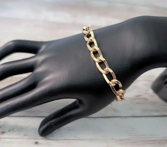 Gold Tone Chain Link Bracelet 7.5"