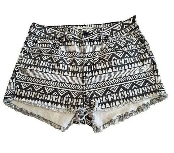 Pacsun Bullhead Aztec Tribal Mid Rise Denim Shorts Size 5 Frayed Hem Black White