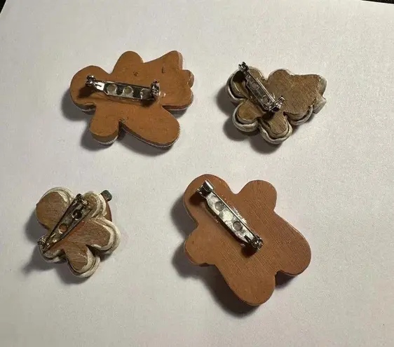 Christmas Holiday Brooch Pins Lot Of 4 Gingerbread Men Cookie Shape