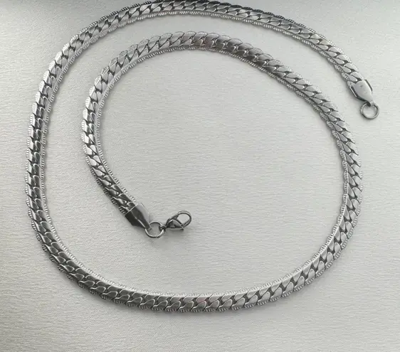 Snake Chain Link Chain Necklace for Men Women Streetwear Unisex Style Silver