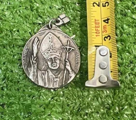 John Paul II Religious Medal Catholic Redemptionis Silver Tone 1980 1.5" Jewelry
