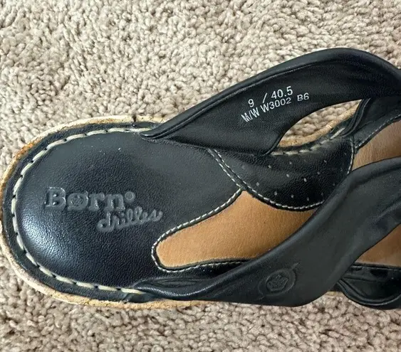 Born Drilles Monte Carlo Black Leather Wedges Sandals Sz 9