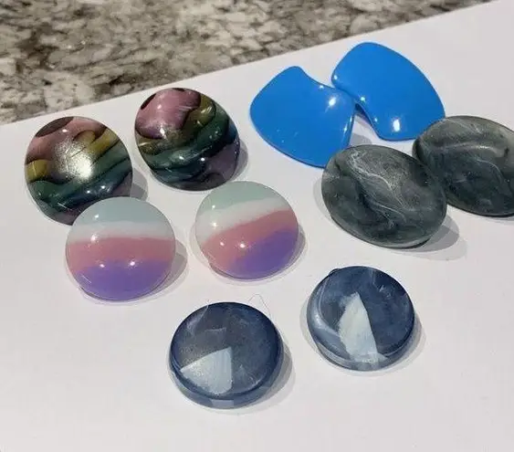 Lot Of 5 Colorful Pierced Costume Earrings Plastic Blue Purple Etc