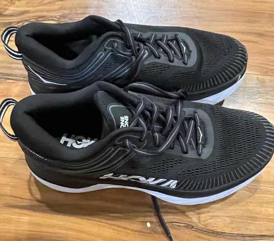 Hoka One One Bondi 7