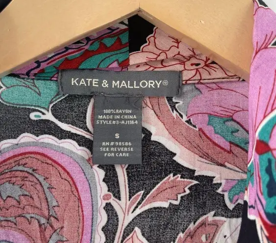 Kate & Mallory NEW Wrap Top Shawl Collar Size Small NWOT Black Floral Long