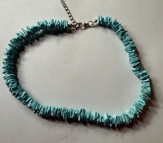 Shell Chips Beaded Necklace Choker, Extender Chain, Lobster Clasp Shade of Blue