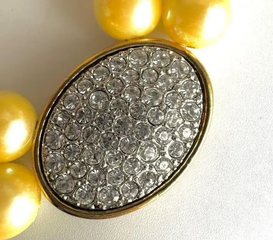 Avon "President's Recognition" pearlesque necklace