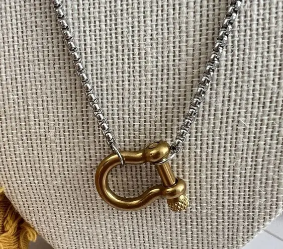 Carabiner Holder Necklace Stainless Steel Womens Jewelry Gold