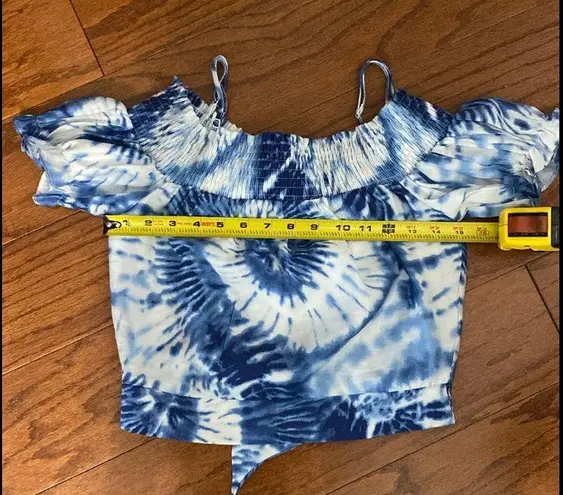 Milk and Honey Blue white wash cropped top with tie back- Size Small