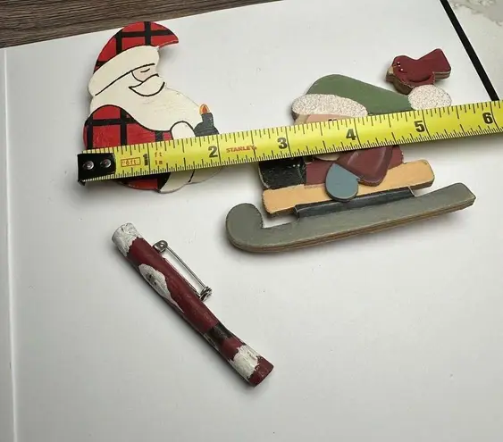 Santa Claus Christmas Holiday Brooch Pin Lot Of 3 Wood / Cinnamon Stick