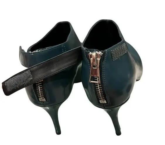 Vince Rare  Teal Leather Back Zip Bootie, Sz 6
