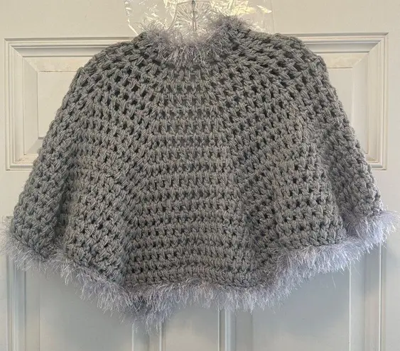 Handmade Women Chunky Crocheted Shrug Faux Fur Trim Grey One Size Gray