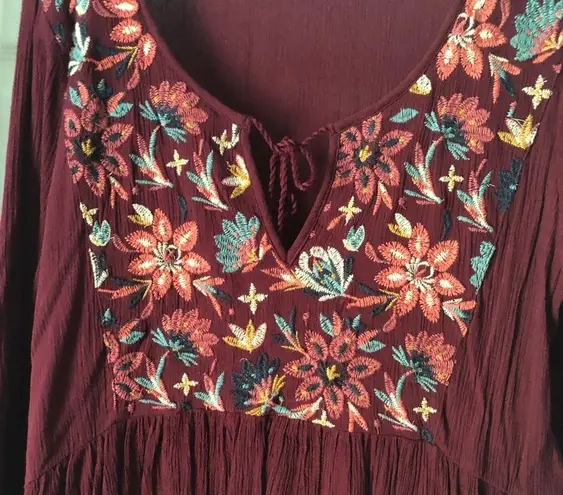 American Eagle outfitters cotton blended embroidery babydoll blouse top, size L