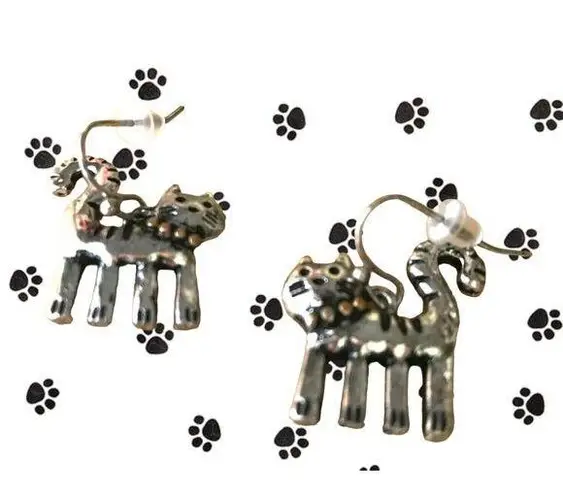 Handmade Cat Earrings Metal Kitty Lover Birthday Gift Hypoallergenic Hoo…