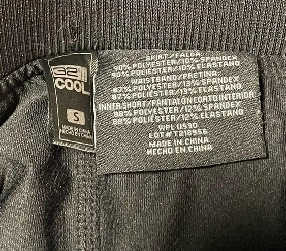 32 Degrees Heat 32° Cool Black Skirt w/Shorts Underneath - Size S
