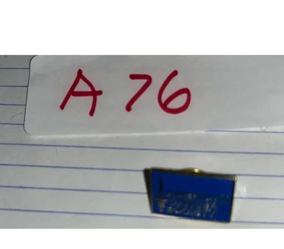 American Cancer Society Lapel Hat Jacket Pin Blue Gold A76