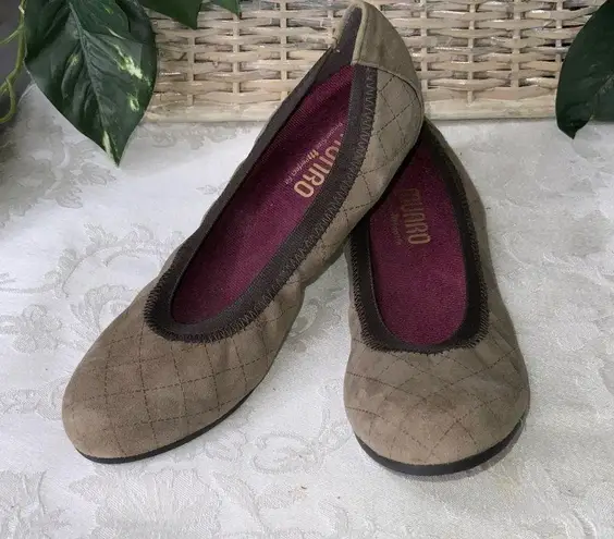 Munro American VICKI Tan Brown Quilted Etched Comfort Slip On Ballet Flats 6.5