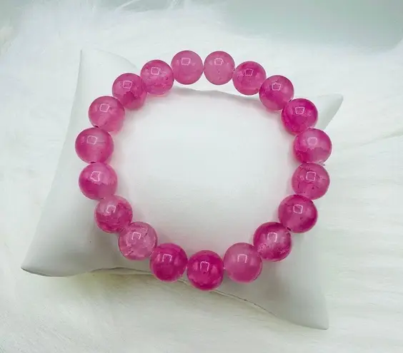 Spring theme Necklace and Bracelet Duo Pink