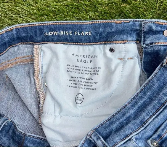 American Eagle America Eagle Outfitters Low- Rise Flare Next level stretch size 8 Long Jeans