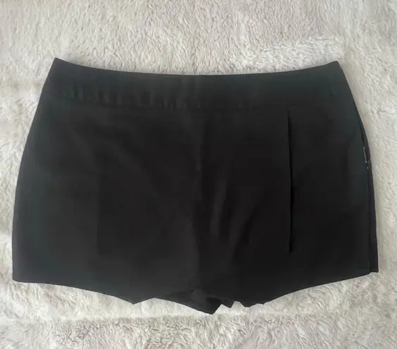 Gap Women's  Black Skort Size US 6