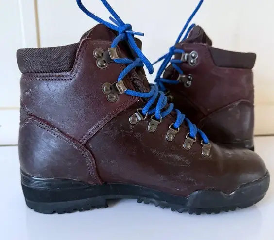 Merrell Wilderness Waterproof Boots oxblood Women’s 7.5 Winter Hiking Outdoor