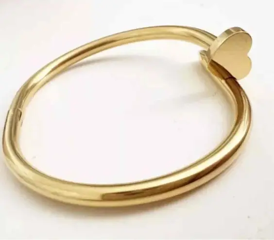 18K Gold Plated Stainless Steel Heart Nail Bangle Bracelet Womens Jewelry NWT