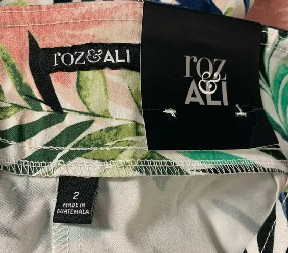 Roz & Ali NWT tropical Classic Fit Ankle Crop Pant