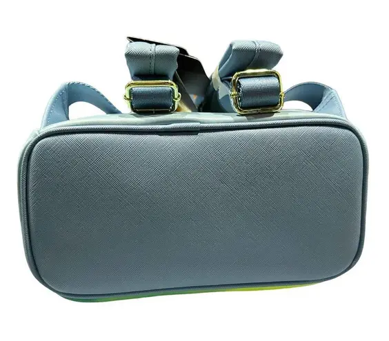 Lounge Fly Pixar Disney Up Ellie & Carl Cloud Dream Backup 0