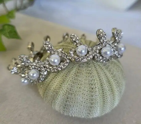 Boutique Silver Rhinestone Snakes with Pearls Stretch Bracelet