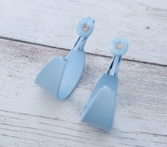 Vintage Clip On Earrings Baby Blue Chunky Retro Hoops Statement 7/8"