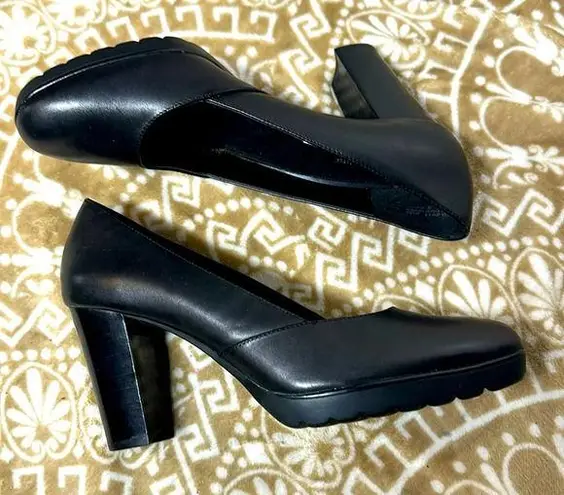 Bella Vita Women's Zari Leather Platform Pump Sz 9.5