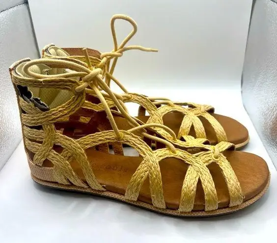 Gentle Souls GENTLES SOULS by KENNETH COLE Women’s Tan Straw Lace Up Gladiator Sandals Size 6