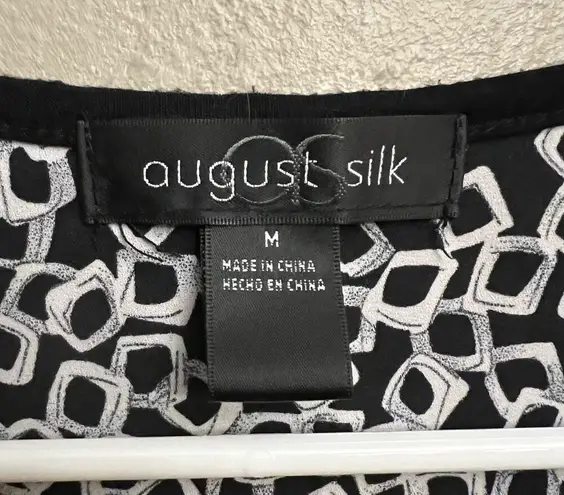 August Silk Zipper Front Geometric Black & White Tank Size Medium Lightweight