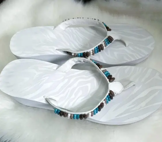 VINTAGE Y2K Beaded Cabo White Platform Chunky Thong Sandals M (7/8) Size undefined