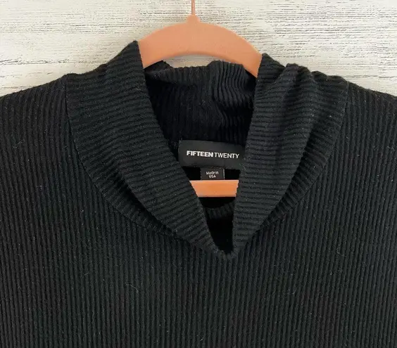 Fifteen Twenty Black Ribbed Knit Button Side Top Size XL