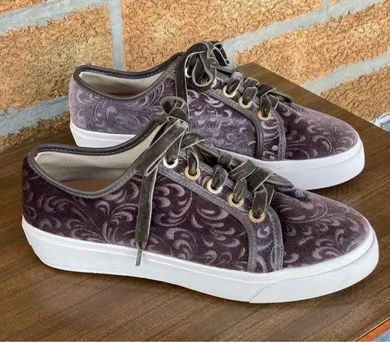 Alma en pena sneakers size 9 Gray